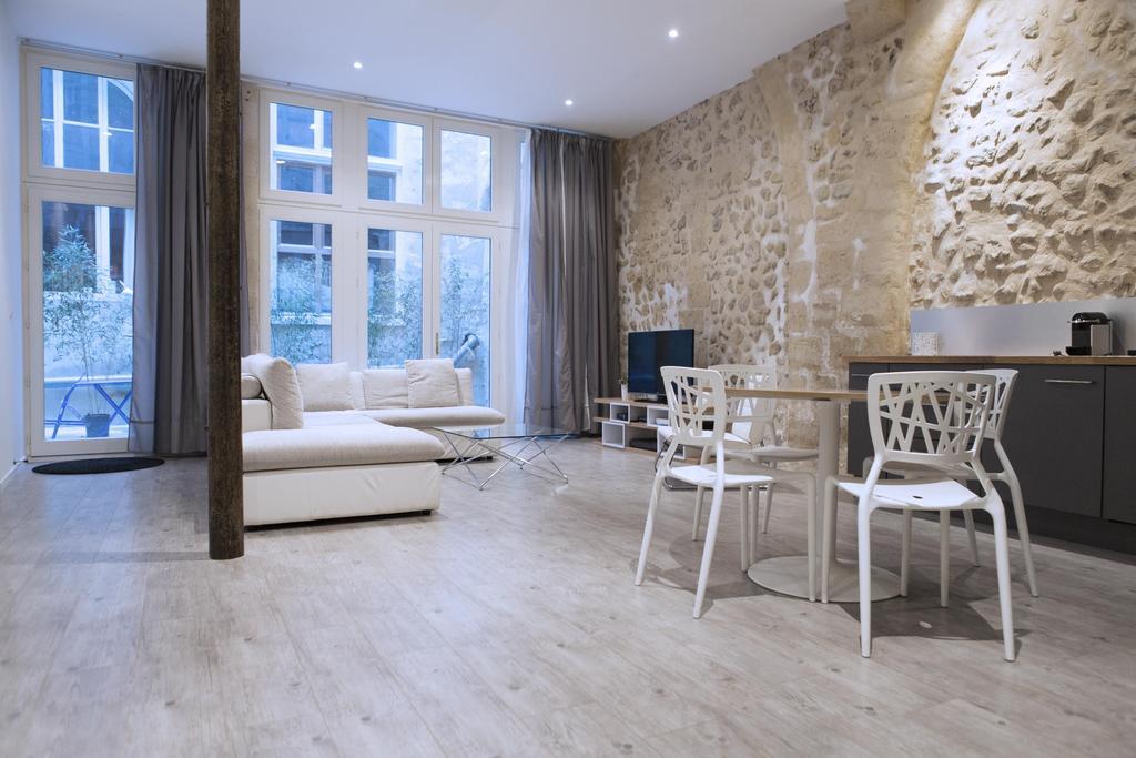 Ausone Beautiful Loft Apartment In Historical Center + Terrace And Parking Бордо Экстерьер фото