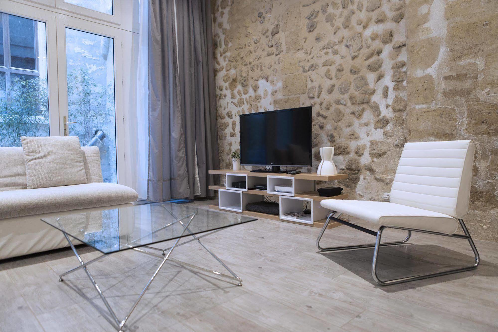 Ausone Beautiful Loft Apartment In Historical Center + Terrace And Parking Бордо Экстерьер фото