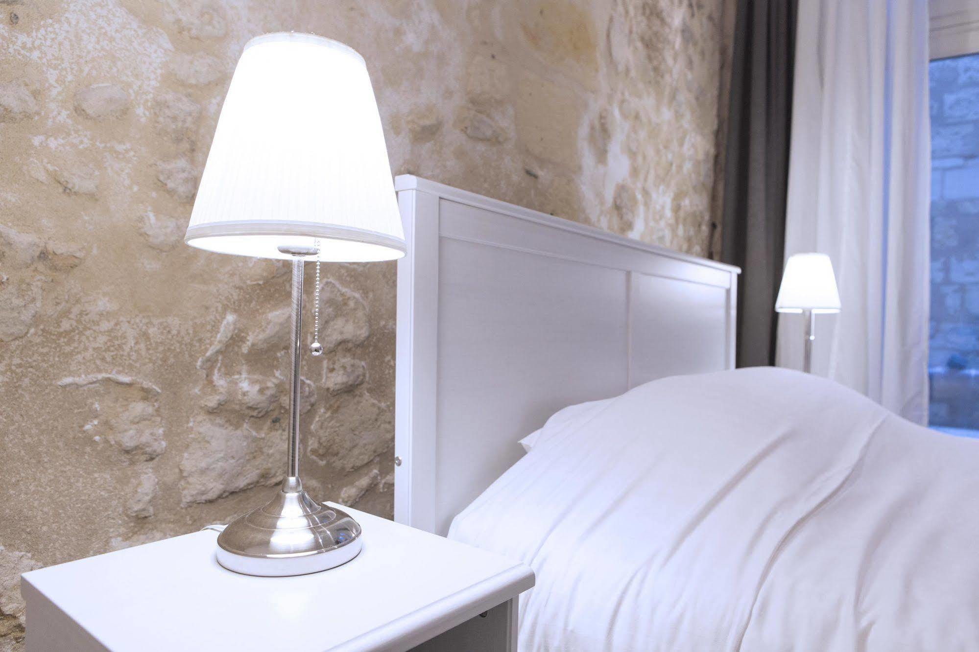 Ausone Beautiful Loft Apartment In Historical Center + Terrace And Parking Бордо Экстерьер фото