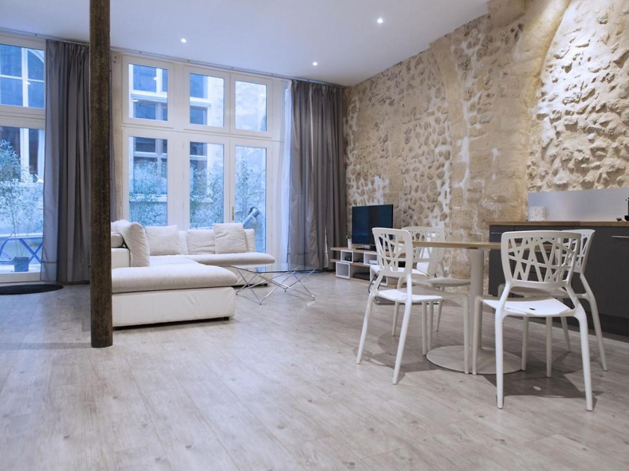 Ausone Beautiful Loft Apartment In Historical Center + Terrace And Parking Бордо Экстерьер фото
